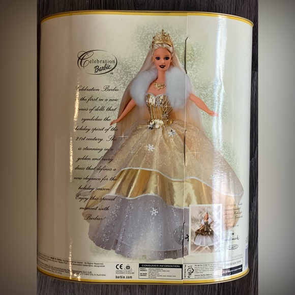 BRAND NEW IN BOX 2000 Holiday Celebration Barbie - Picture 2 of 2